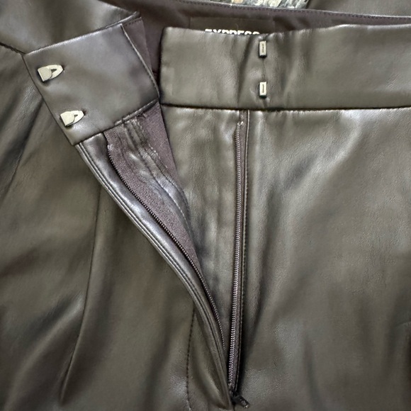 Express High Rise Black Jeans - Picture 4 of 8